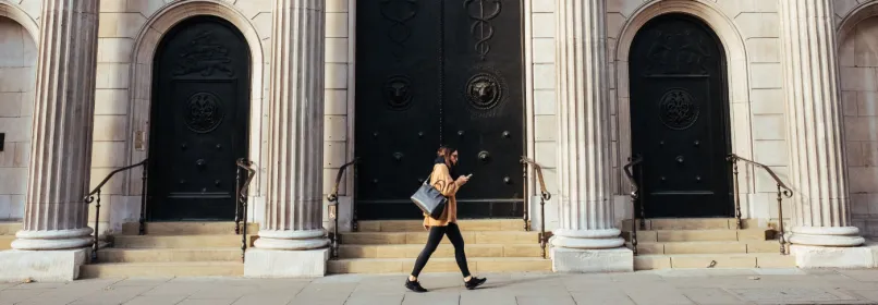 london woman walking